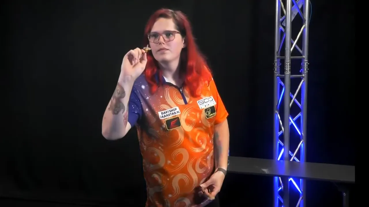 Noa-Lynn van Leuven in action