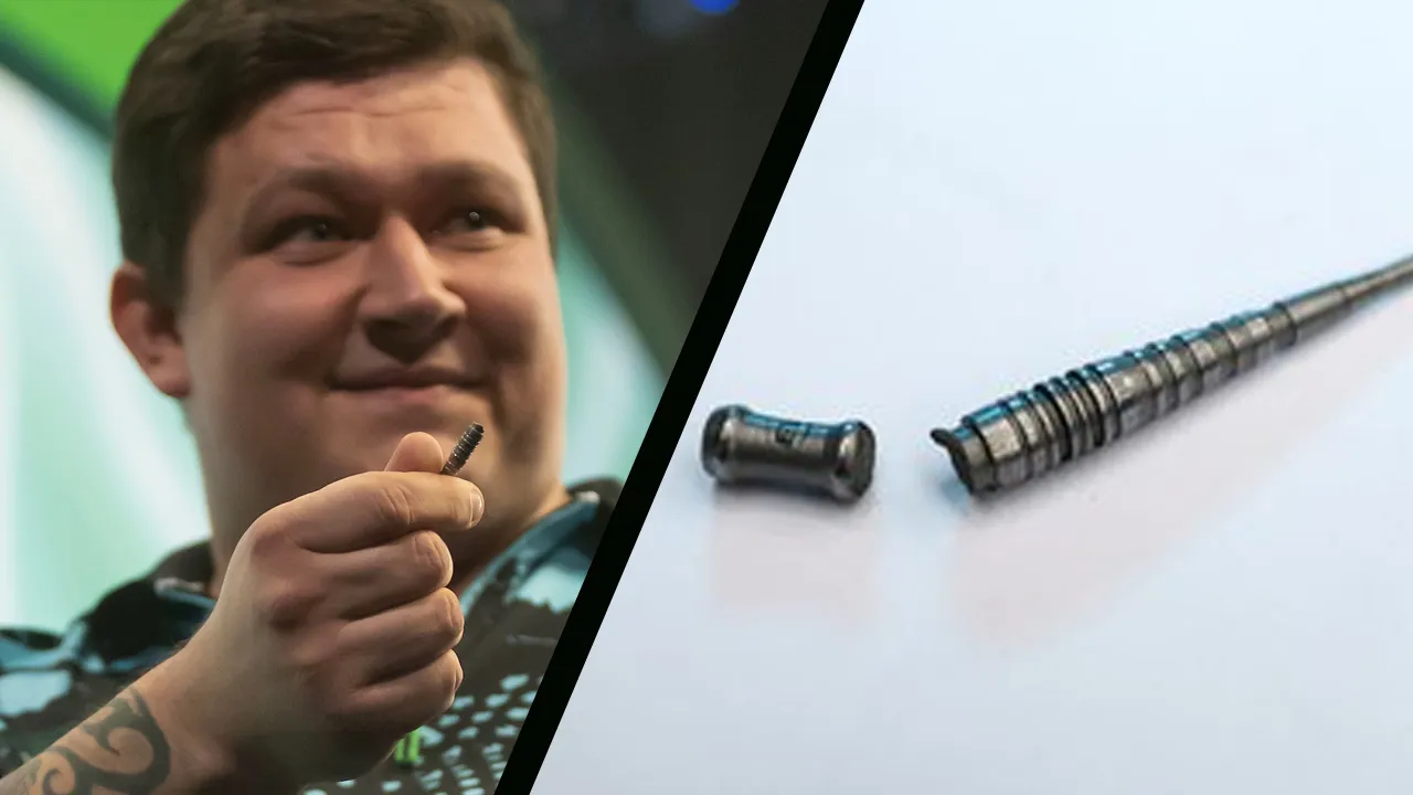 Kai Gotthrdt toont zijn gebroken barrel<br>
