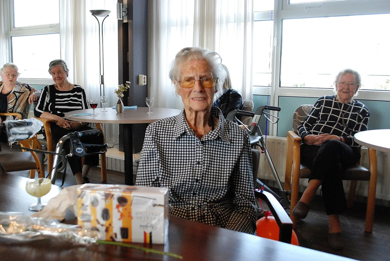 an van tiel 100 jaar 1