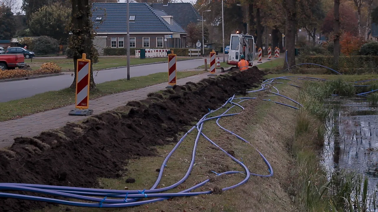 nog meer kabels in koekange
