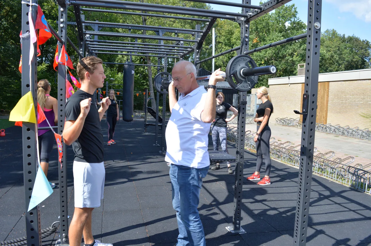 pn01092018 outdoorfitness de wijk2