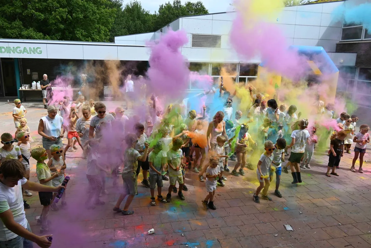 pn26072022 zuidwolde colorrun18