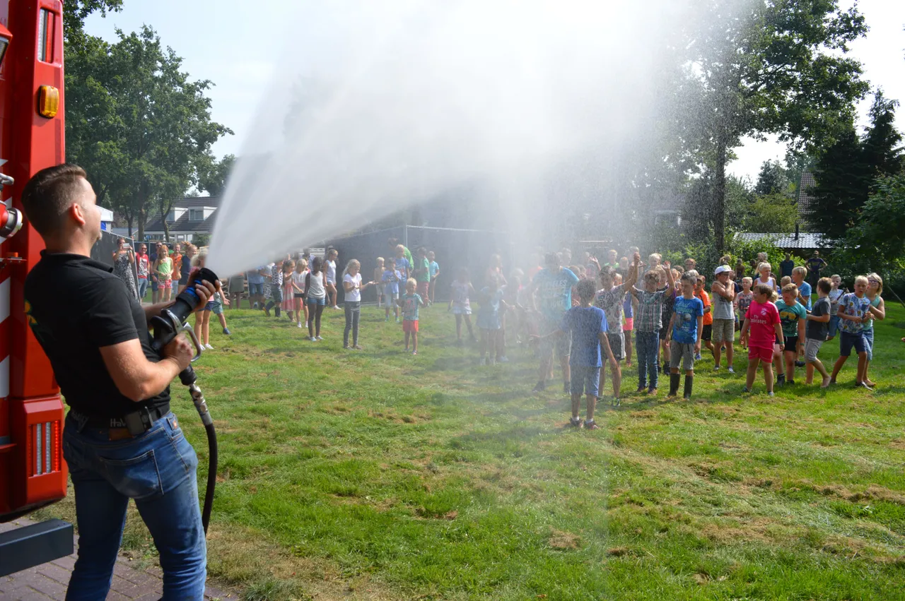 pn29082017 houtdorp zuidwolde12