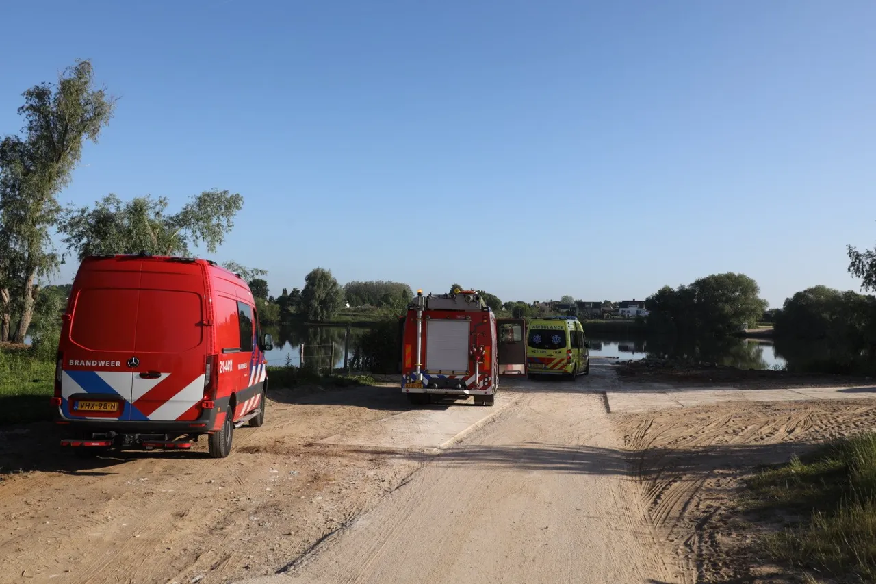 20210613075257 fpmb1917