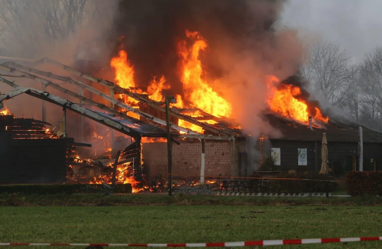 brand partyboerderij het dommeltje boxtel 8
