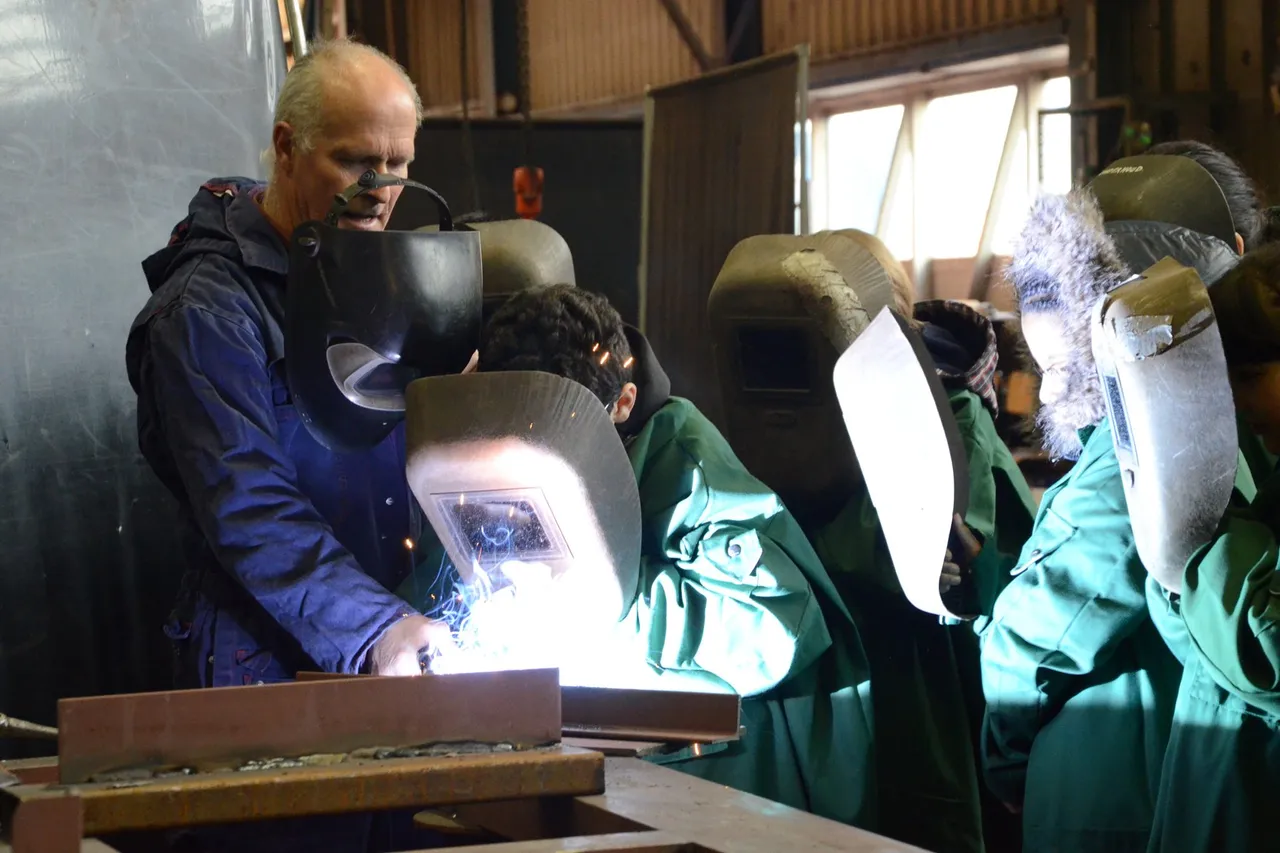 foto mark de vries barkmeijer shipyards