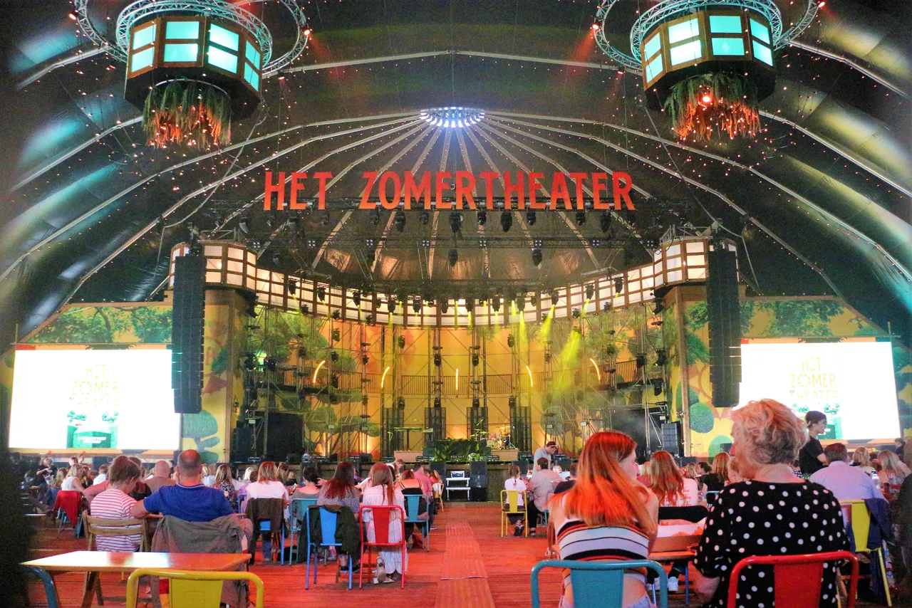 zomertheater maan 2 056