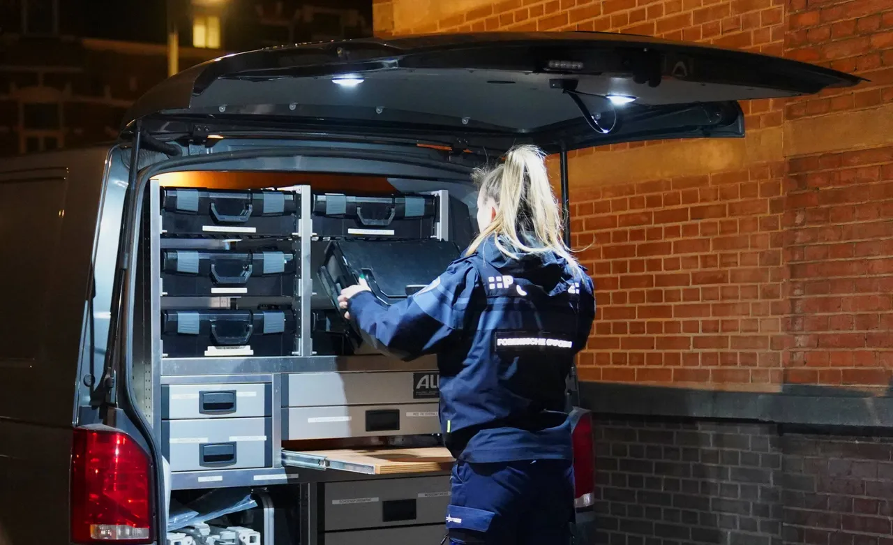 7a8db418-592f-40b4-b350-89f61e2adaea