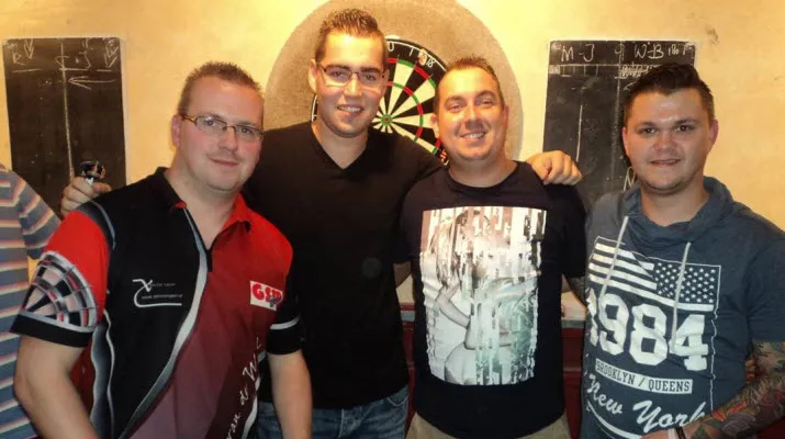 darts12101