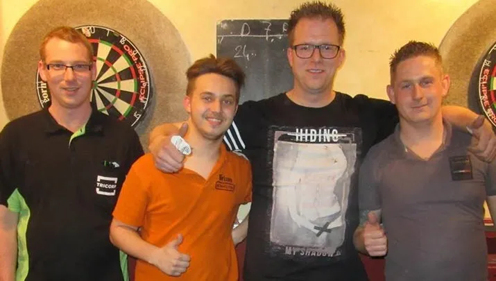 darts2133