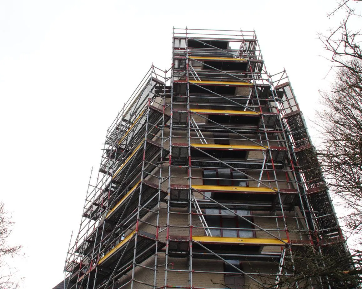 48EN VakschildersErmeloWesterkerk3