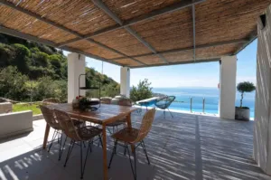 Airbnb: Kalathi Home Suites