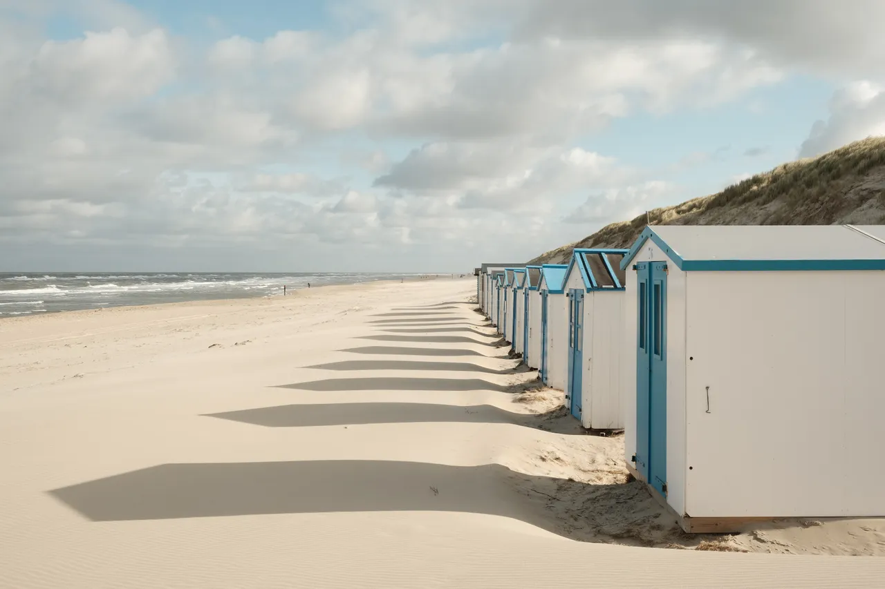 yoline kavogmjfpam unsplash