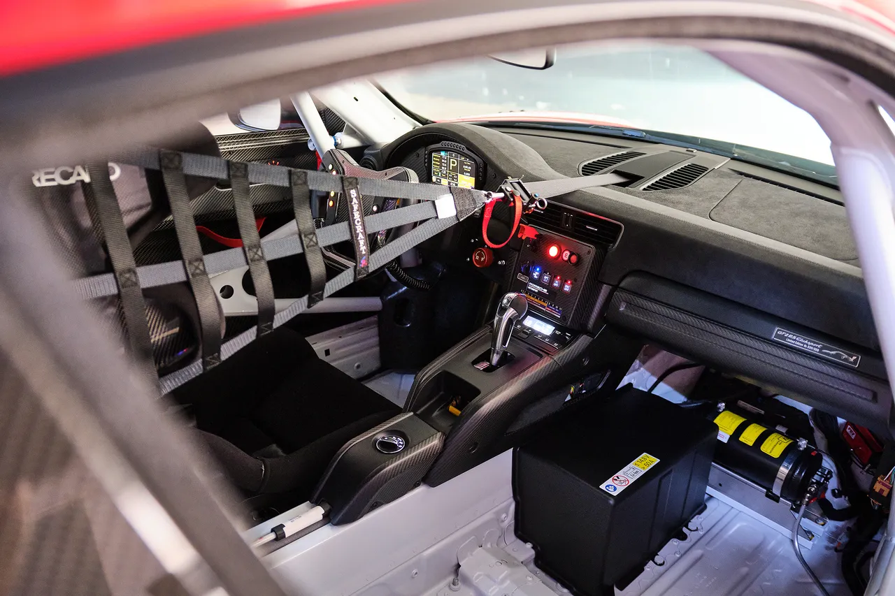 2019 porsche 911 gt2 rs clubsport 1635315035be7dda75e986b8dscf3374png