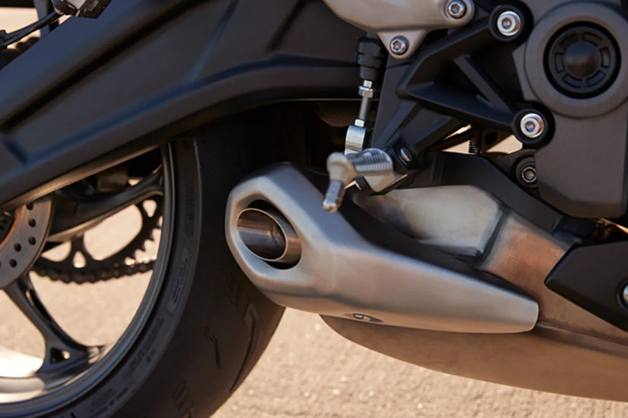 2024 triumph daytona 660 3 1440x960 1