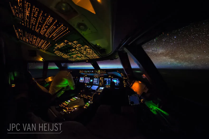 aerial photos boeing 747 plane cockpit jpc van heijst 8 592c0edc87201 880