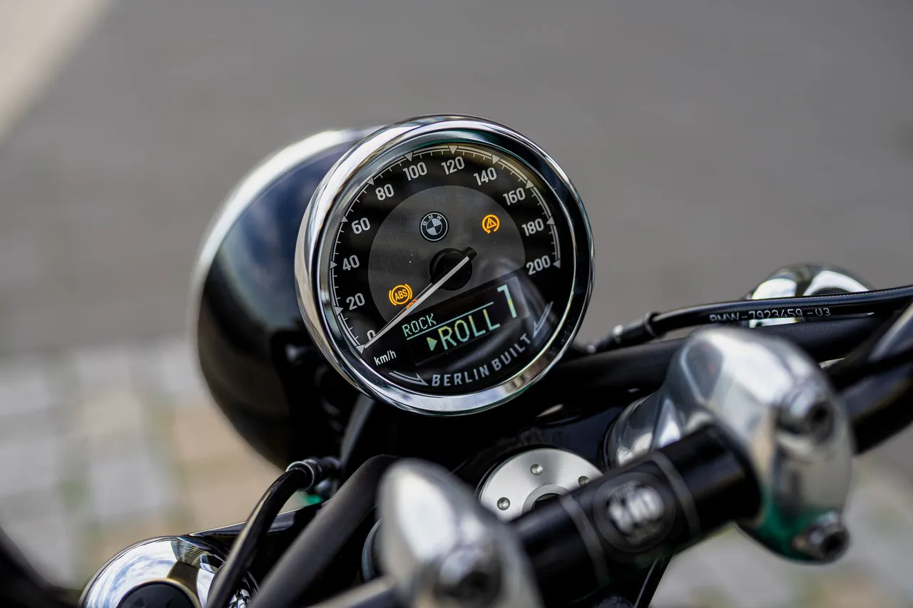 bmw r18 fhm08