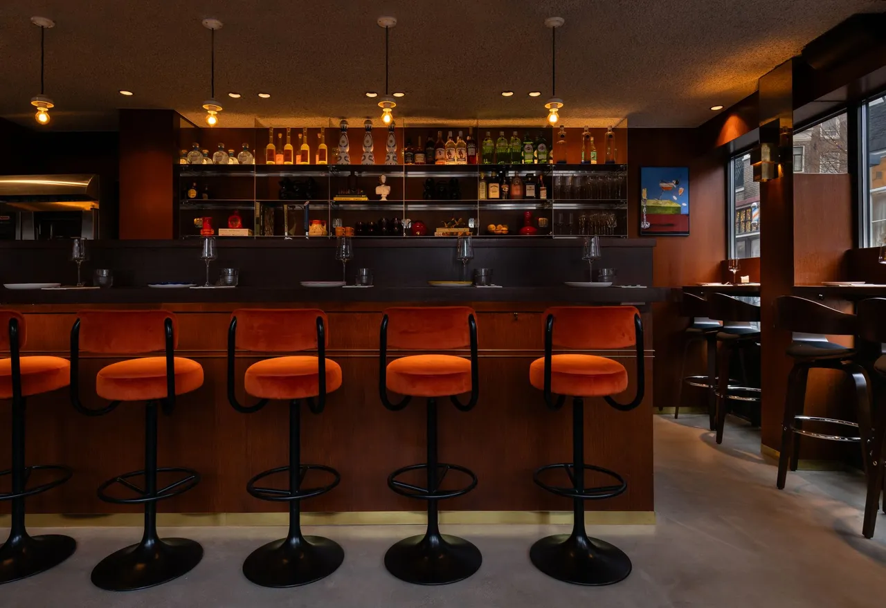 ela restobar amsterdam fhm 10