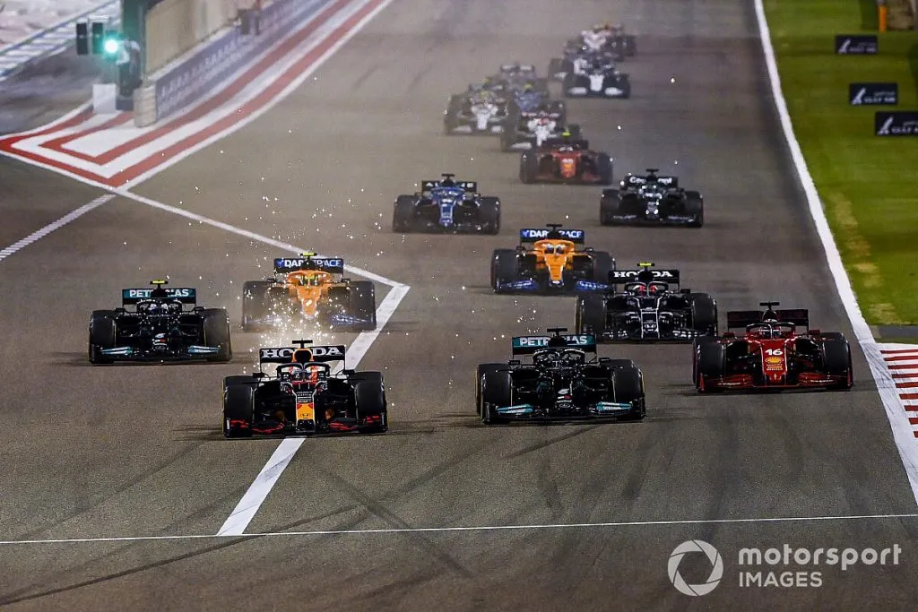 f1 1024x683