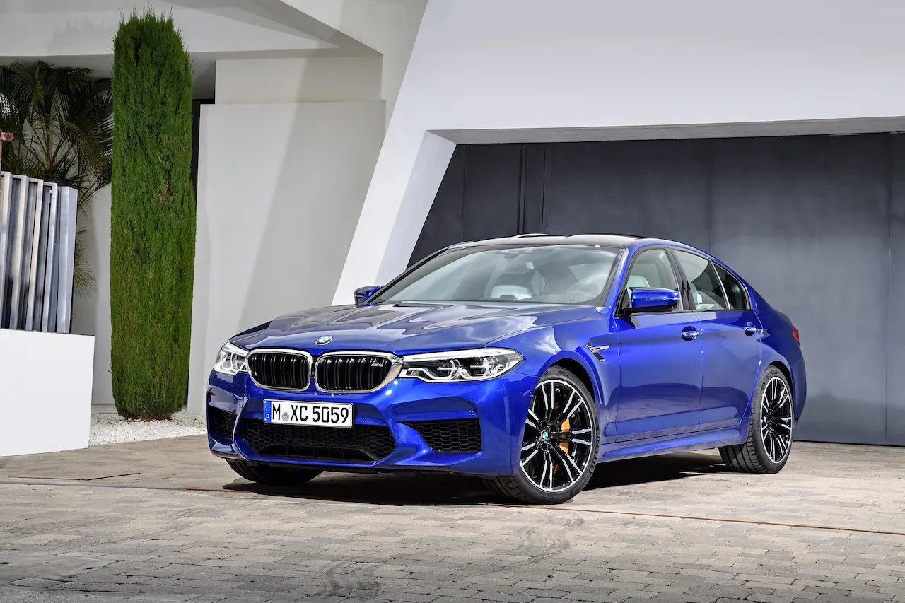 fhm bmw m513