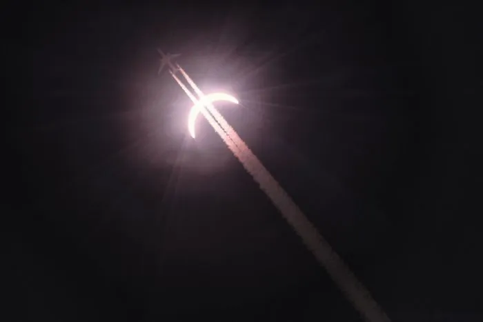fhm zonsverduistering01