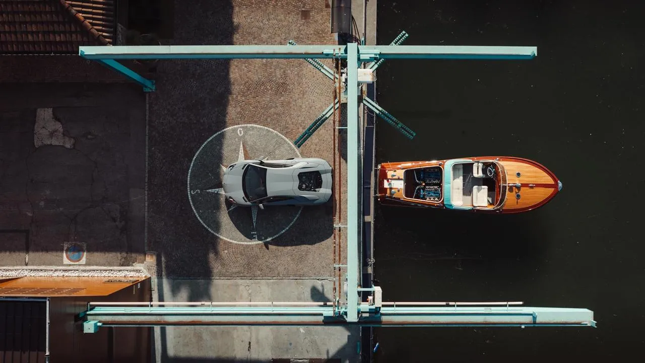 lamborghini vs riva 02