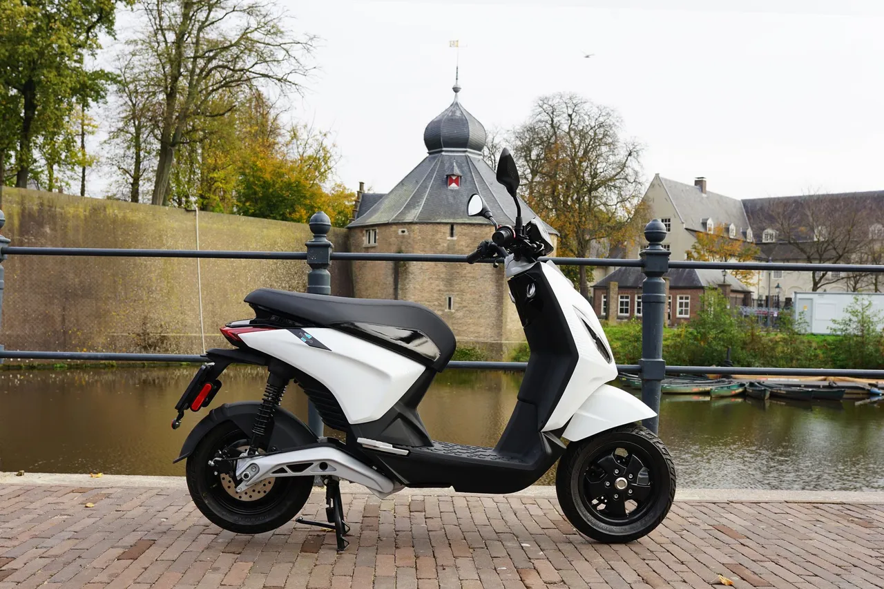 piaggio 1 fhm19