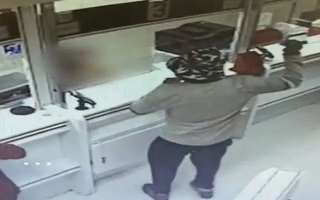 robber 640x400