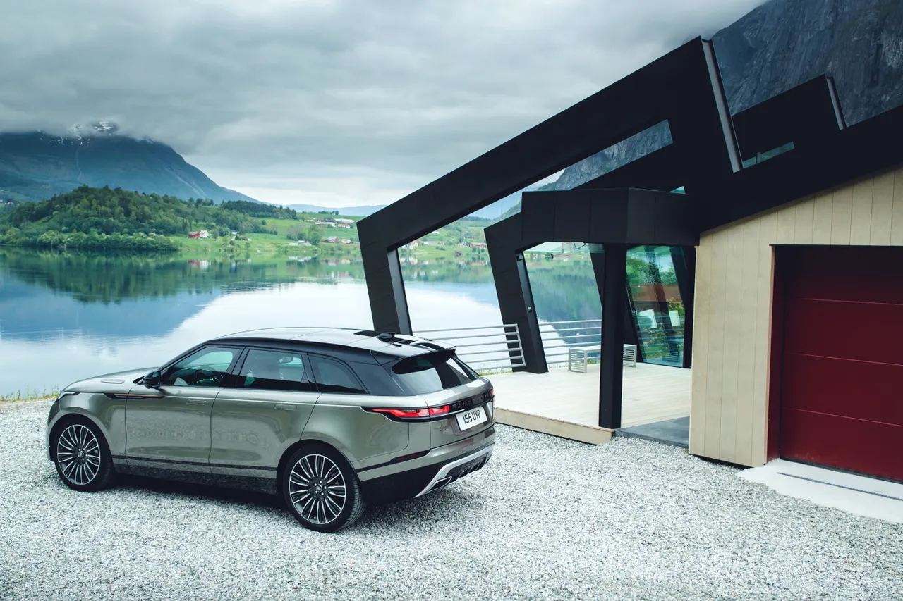 rr velar first edition 085 kopie