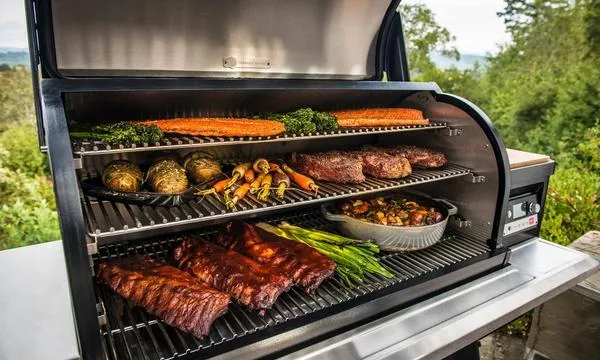 traeger banner