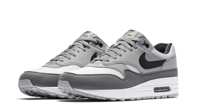 wolf grey