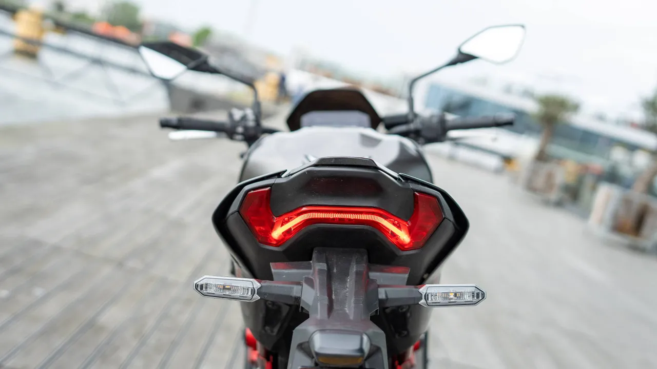 kawasaki z900 2025 fhm web 06598