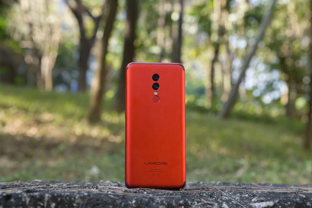 【SIMフリー】UMIDIGI S2 レッド UMIDIGI S2のレビュー！トレンドてんこ盛り、なのに信じられない