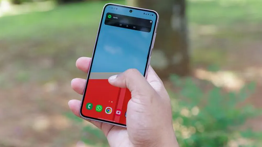 Samsung Galaxy S23
One UI 8.0
Android 16