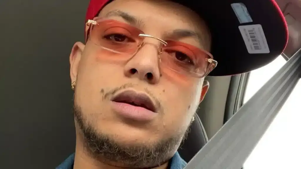 ronnie flexjpg 1024x576