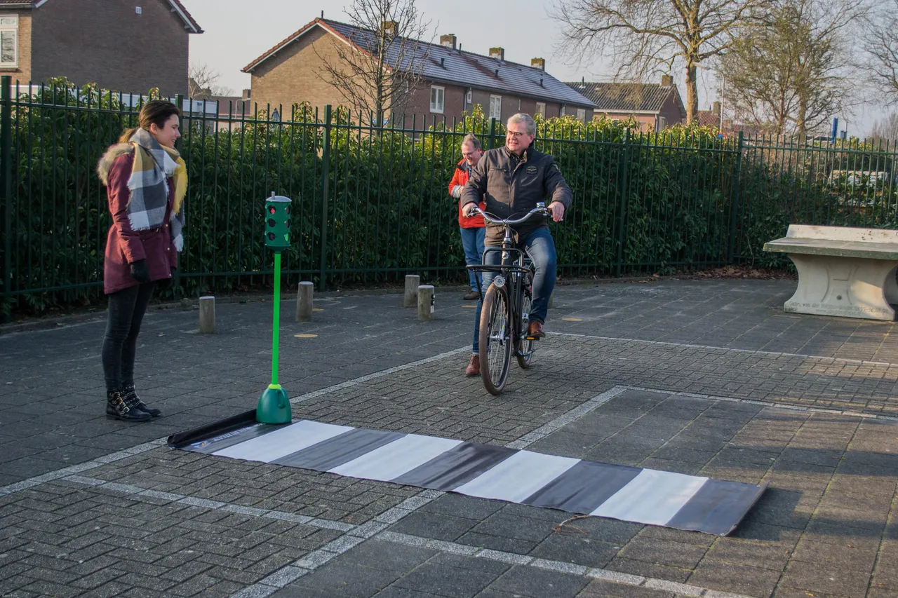 dn tuun op seef 1