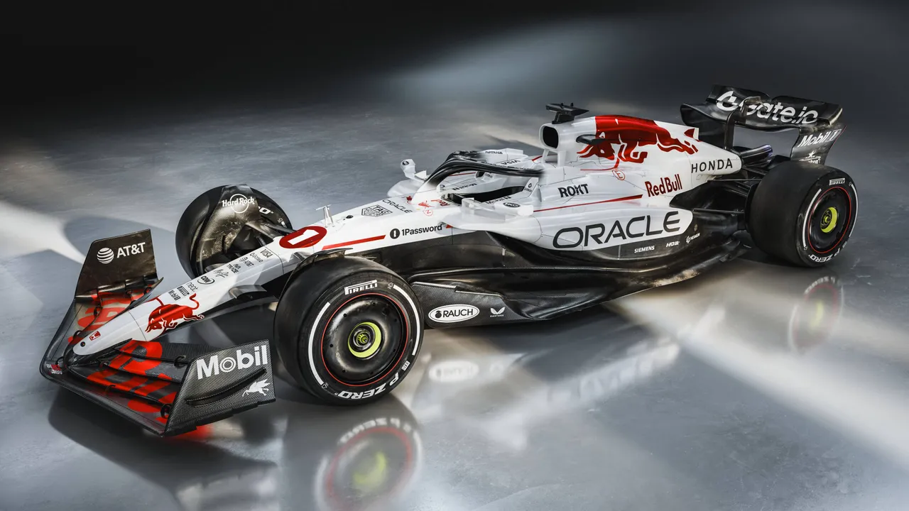 Red Bull RB21 white livery Japan GP