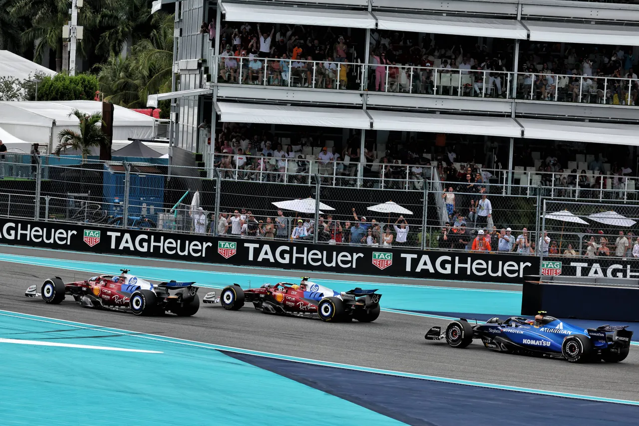 Lewis Hamilton battling Ferrari teammate Charles Leclerc and Williams driver Carlos Sainz for P7