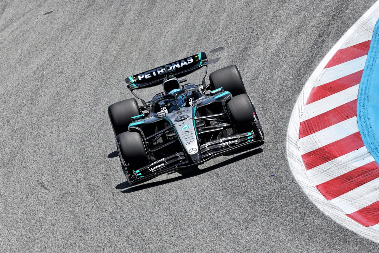 George Russell driving the W16 at the Spanish Grand Prix