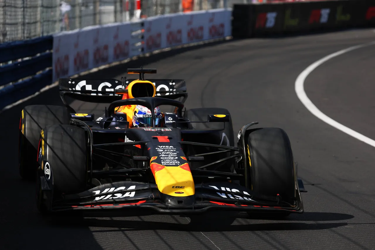 Verstappen lideró durante mucho tiempo en Mónaco