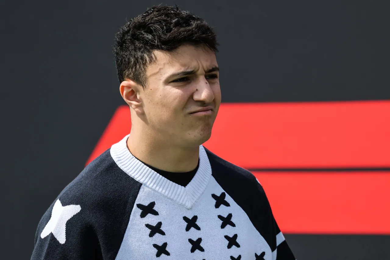 Dopo aver mancato di poco il titolo mondiale di Formula 2 del 2024, Isack Hadjar si sta affermando in Formula 1.