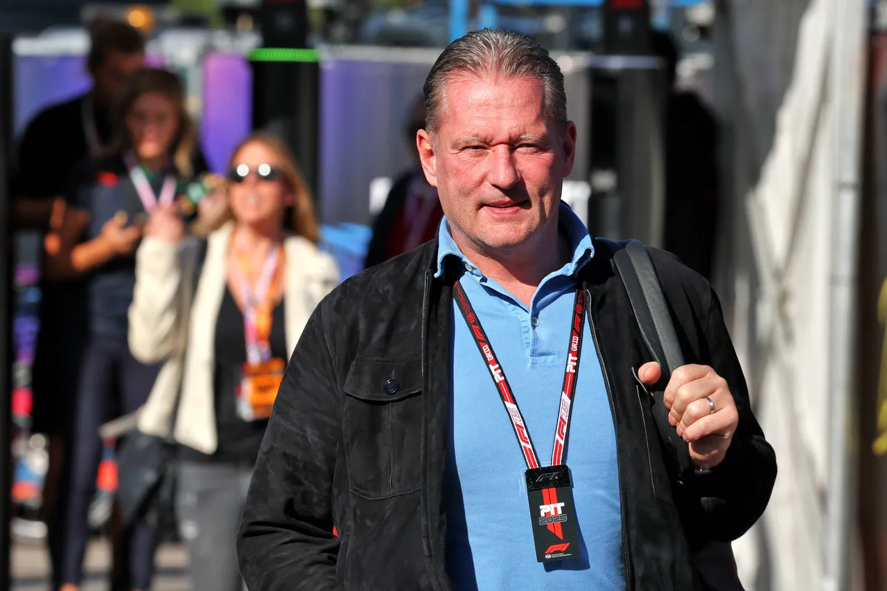 Jos Verstappen-paddock-RacePictures