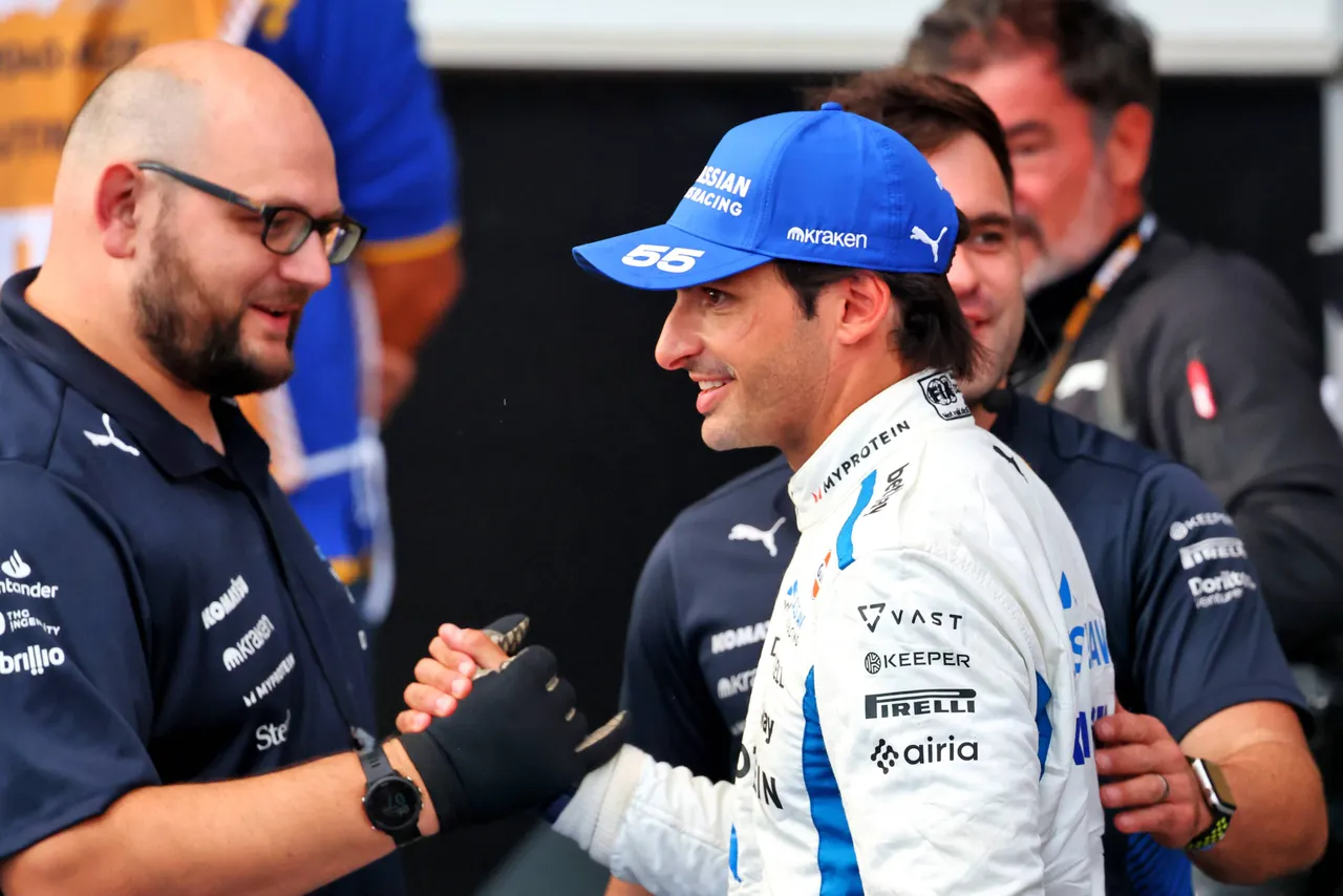 sainz-qualifying-baku.jpg
