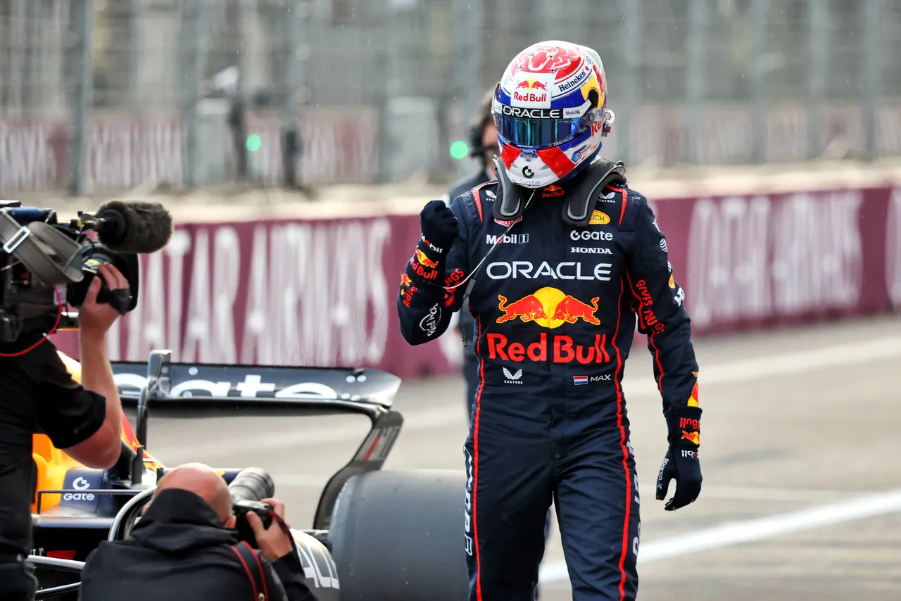 verstappen-celebrates-baku-pole.jpg