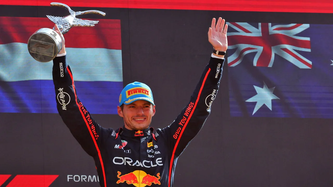 Max Verstappen juicht