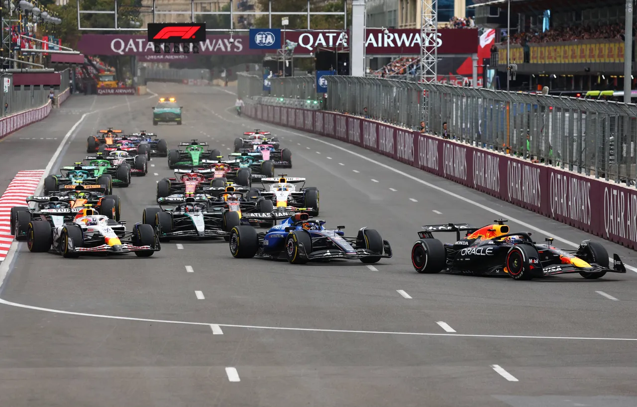 De start van de GP van Azerbeidzjan. Foto: Red Bull Content Pool