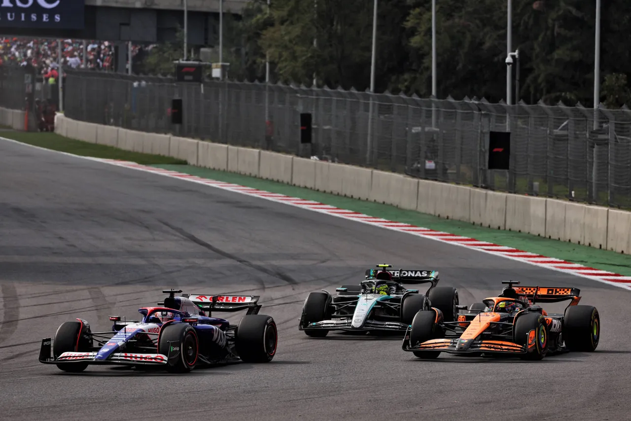 mexican-gp-f1-hamilton-piastri-lawson-jpg
