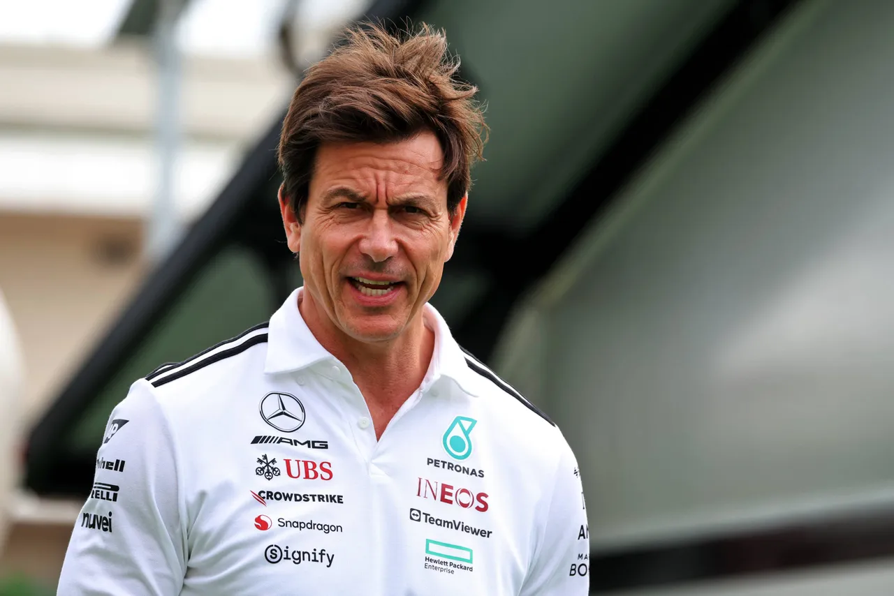 totoWolff-Singapore-RacePictures