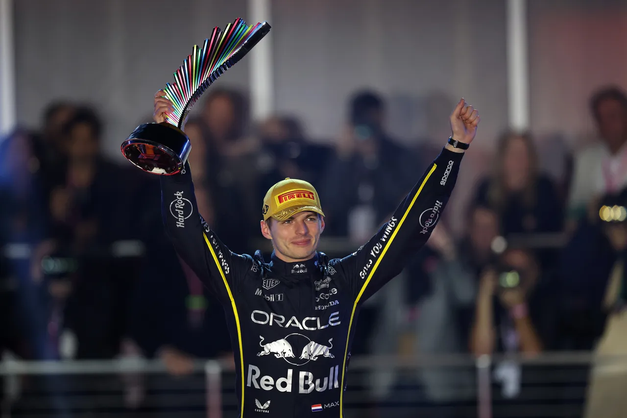 verstappen-podium-vegas