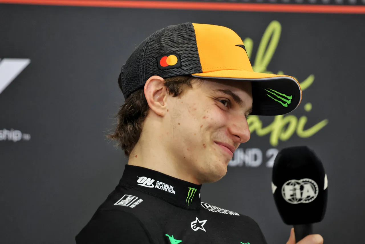 oscar-piastri-mclaren.jpg.